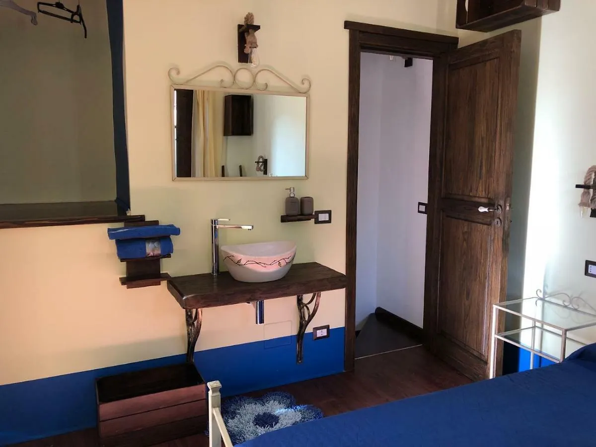 Al Castello San Piero Patti Apartment