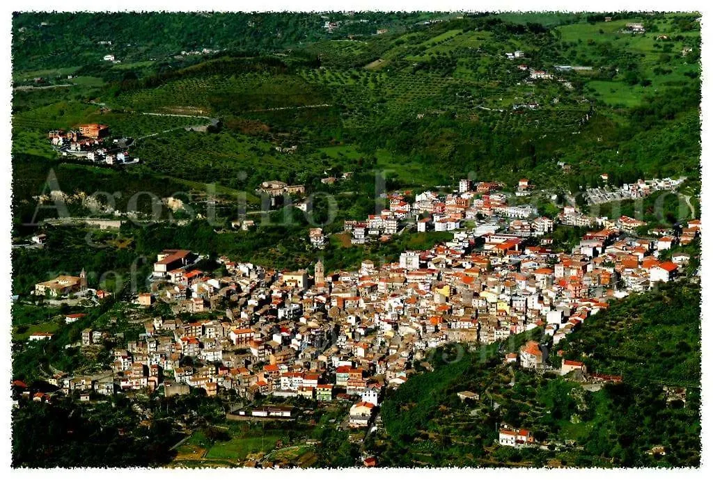Al Castello San Piero Patti Apartment Italy